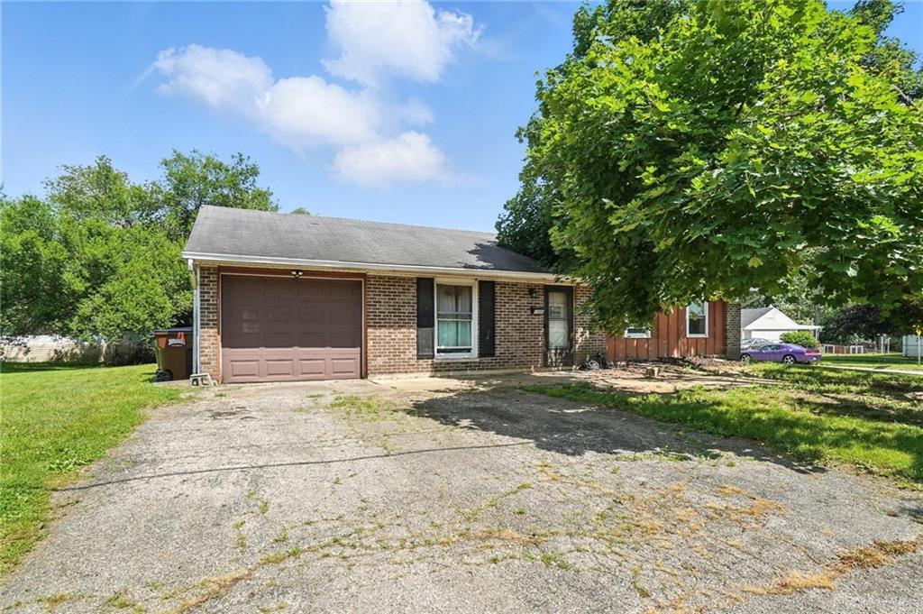 Property Photo:  1000 Scarff Road  OH 45344 