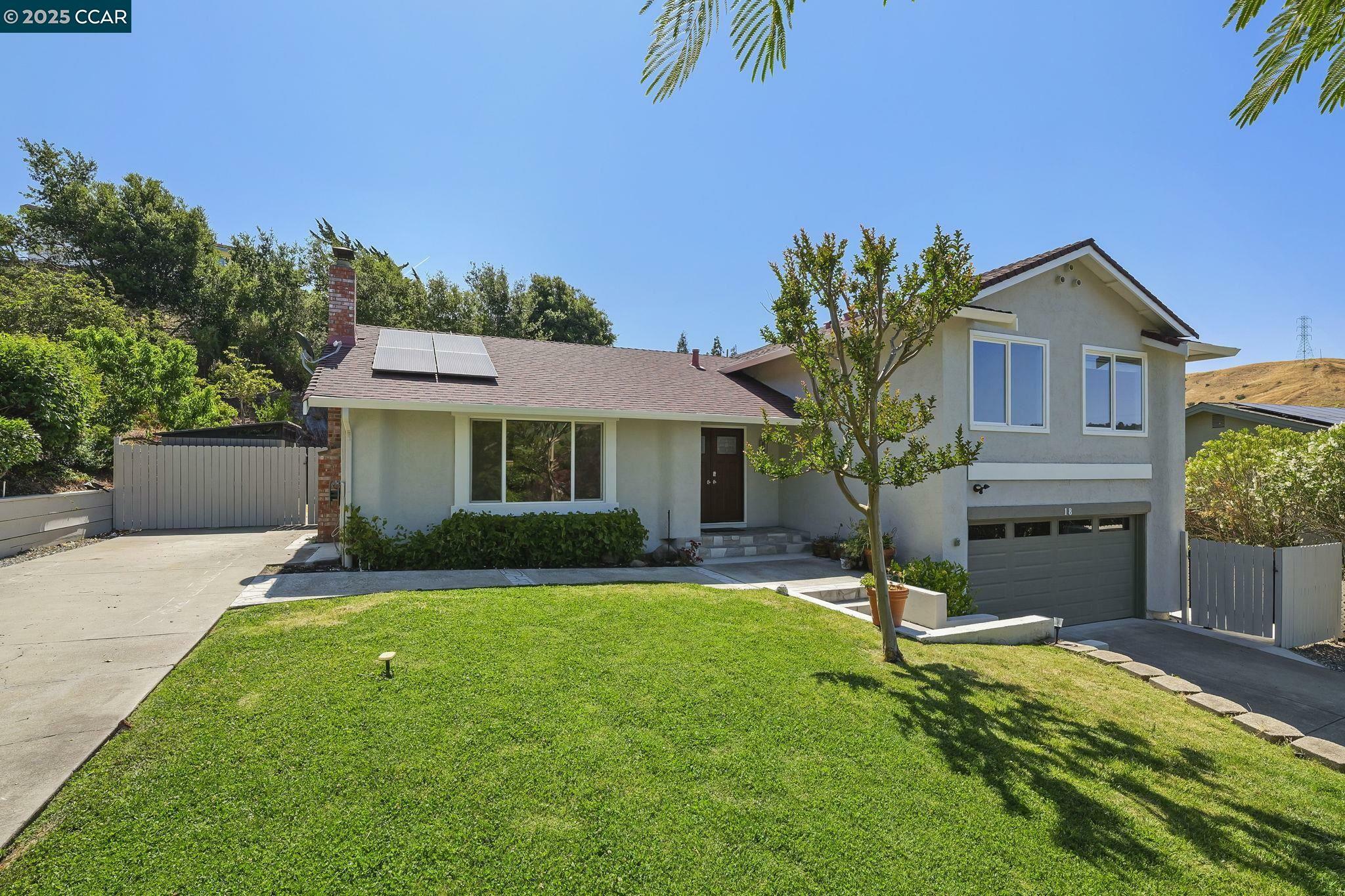 Property Photo: 18 Wimpole Street CA 94556