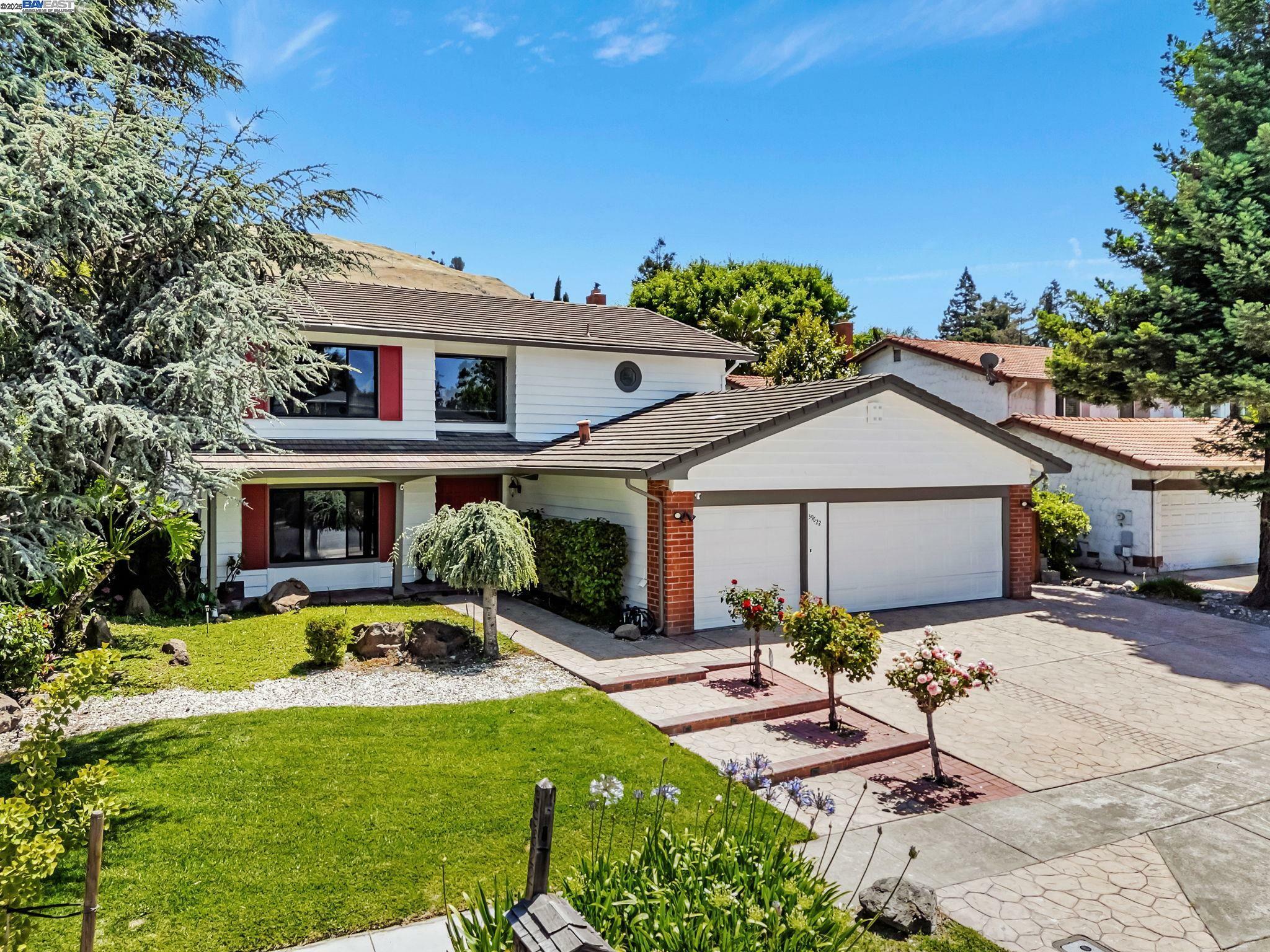 Property Photo: 39622 Benavente Ave CA 94539