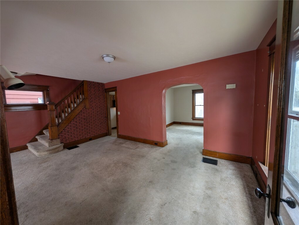 Property Photo: 1056 W 21 Street PA 16502