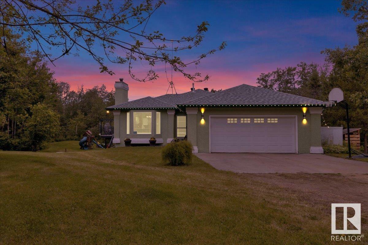 Property Photo: 50450 Rge Road 222 110 AB T0B 3M0