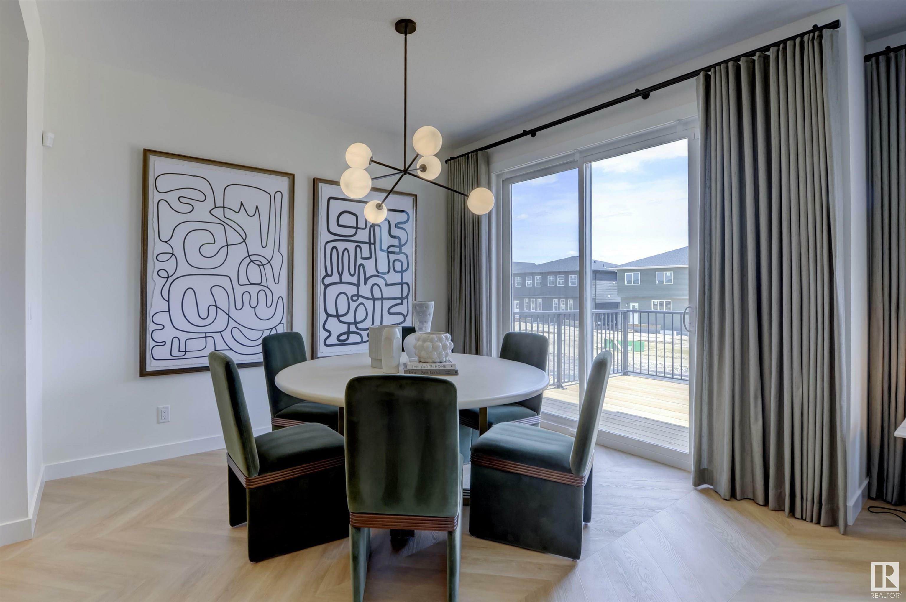 Property Photo: 3535 Erlanger Link Link NW AB T6M 1J5