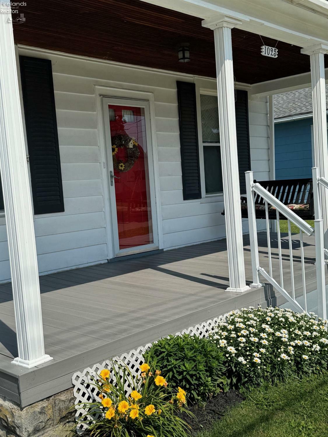 Property Photo: 1025 Jay Street OH 44870