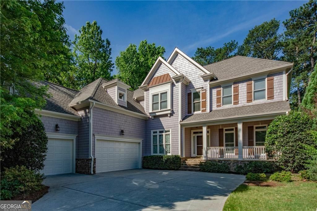 Property Photo: 3698 Lakeview Drive GA 30084