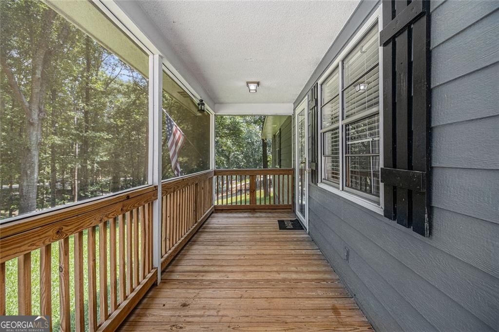 Property Photo:  7002 Spout Springs Road Road  GA 30542 