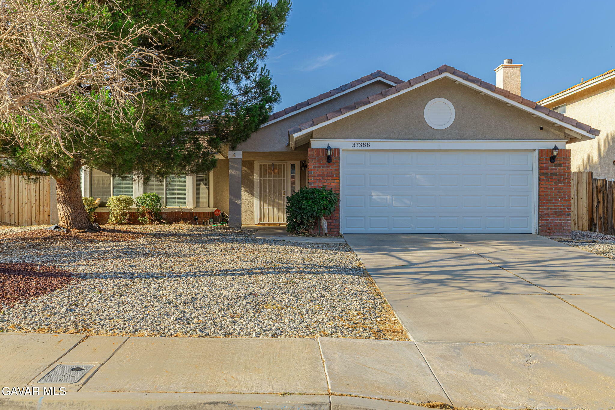 Property Photo:  37388 Harrow Court  CA 93550 