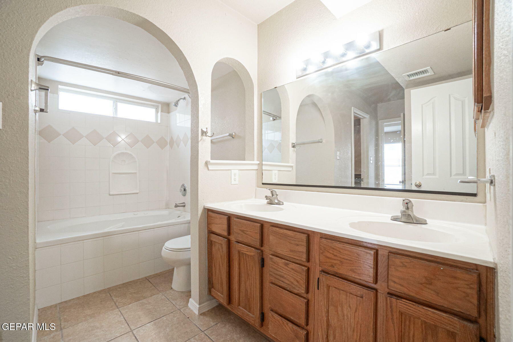 3340 Tierra Yvette Lane  El Paso TX 79938 photo