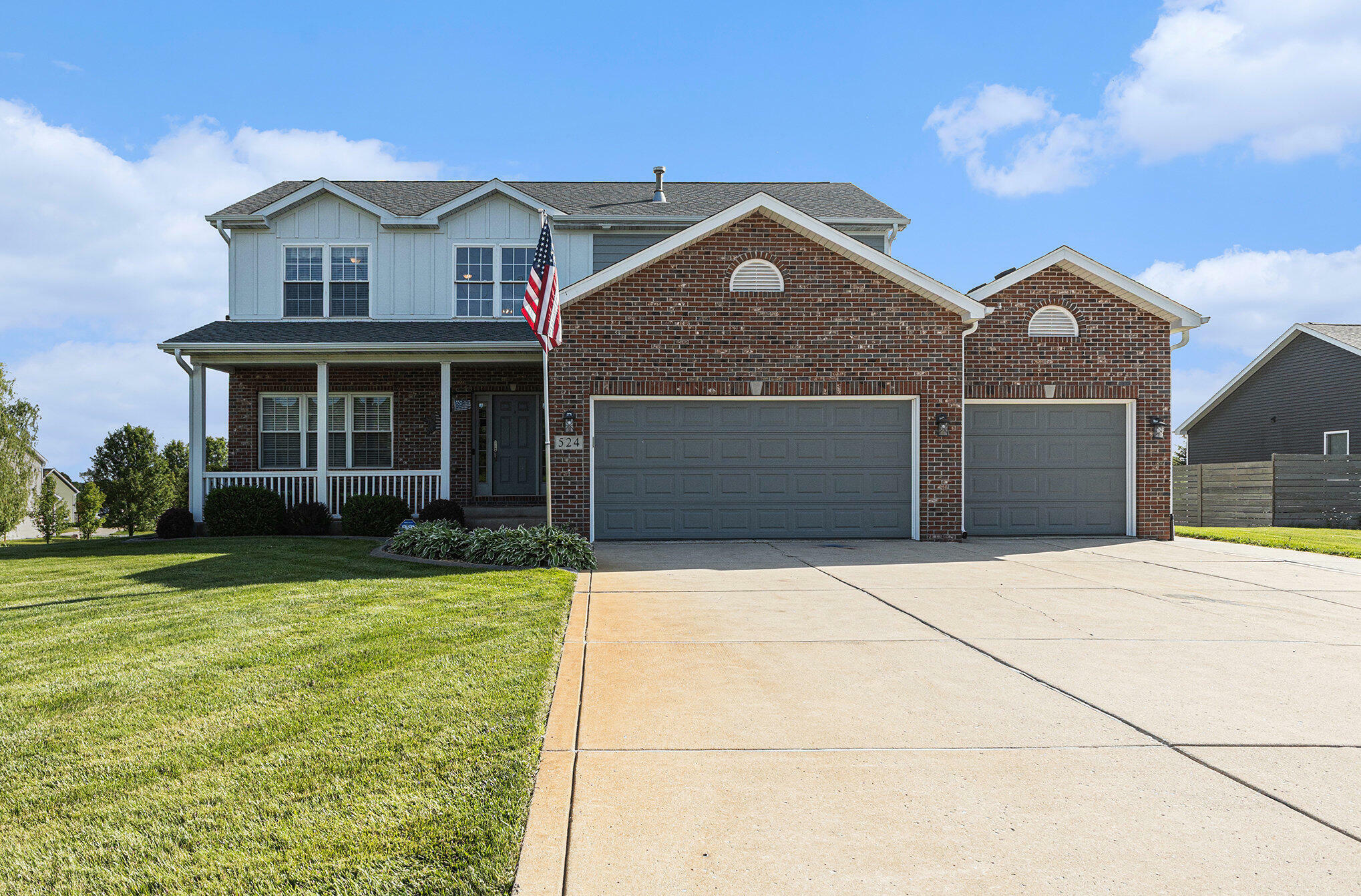 524 Scenic View Avenue  Valparaiso IN 46385 photo