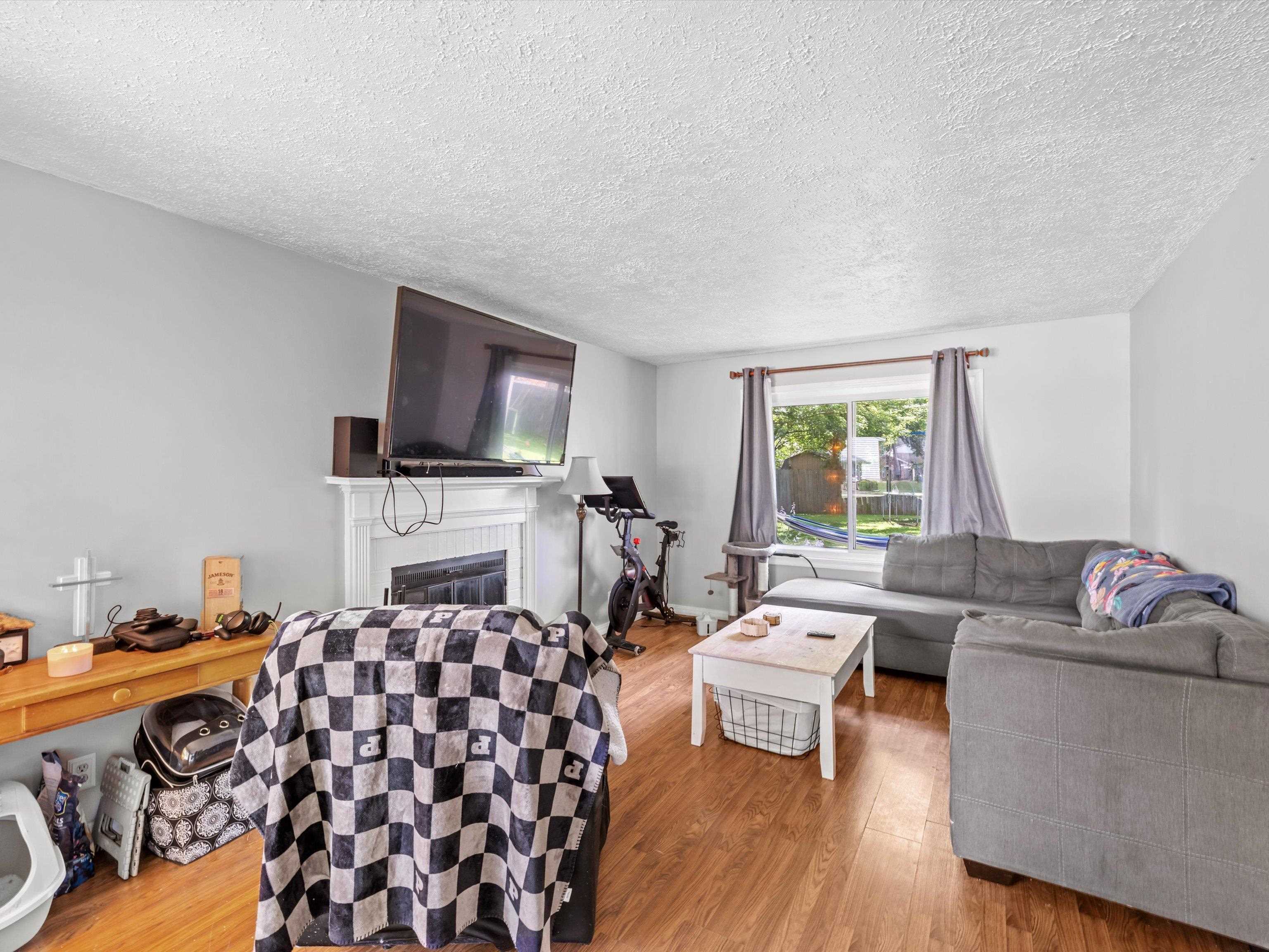 Property Photo: 3212 Saratoga Drive IN 47715
