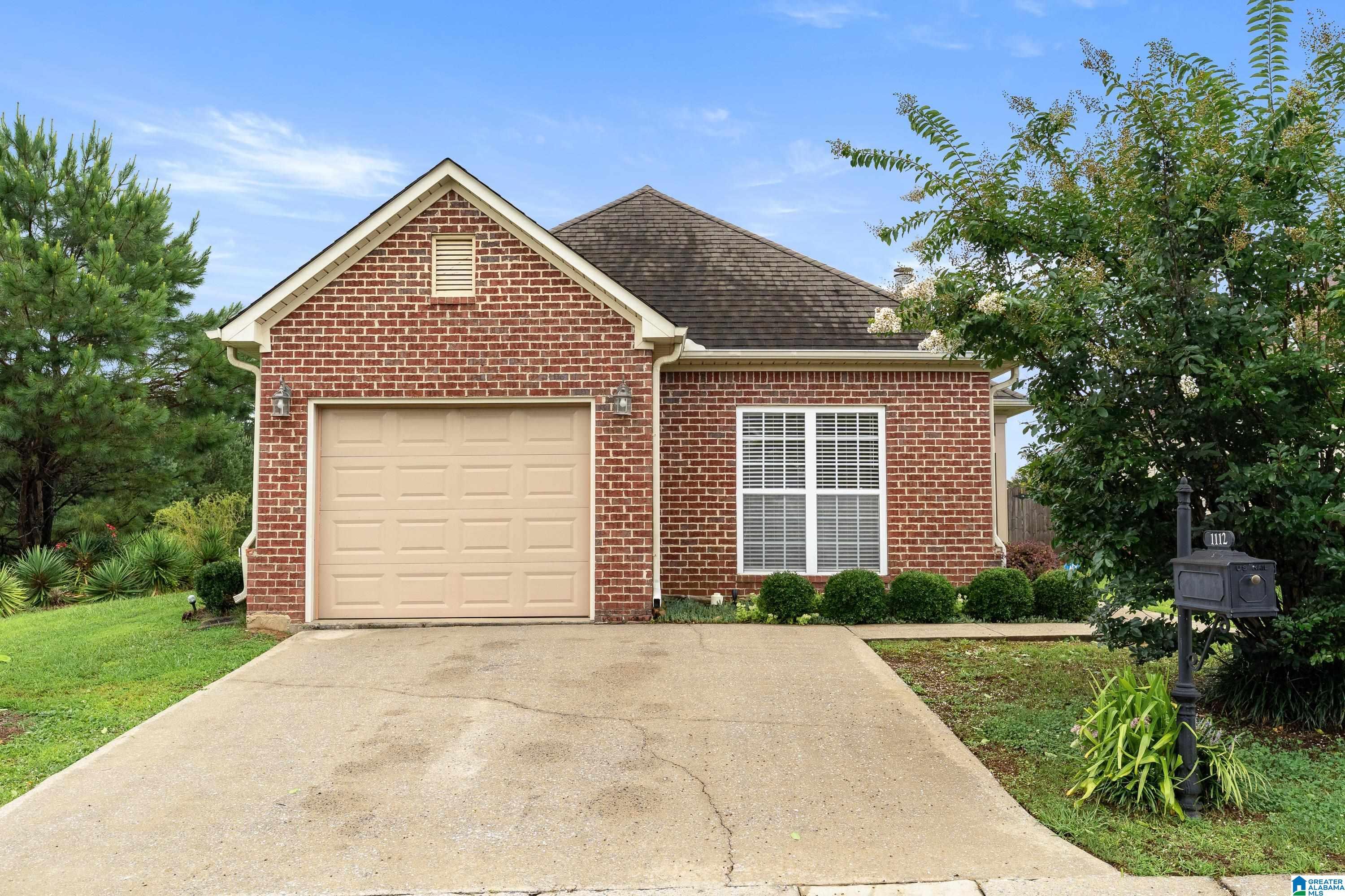 Property Photo: 1112 Fairbank Lane AL 35043