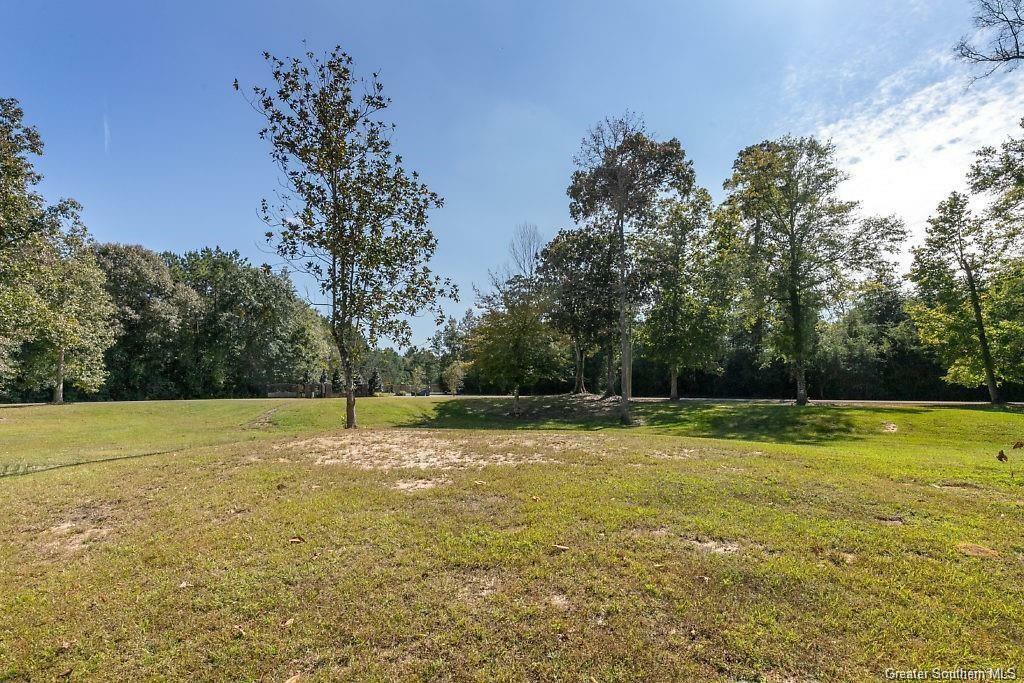 Property Photo: 1133 Rock Creek Drive LA 70611
