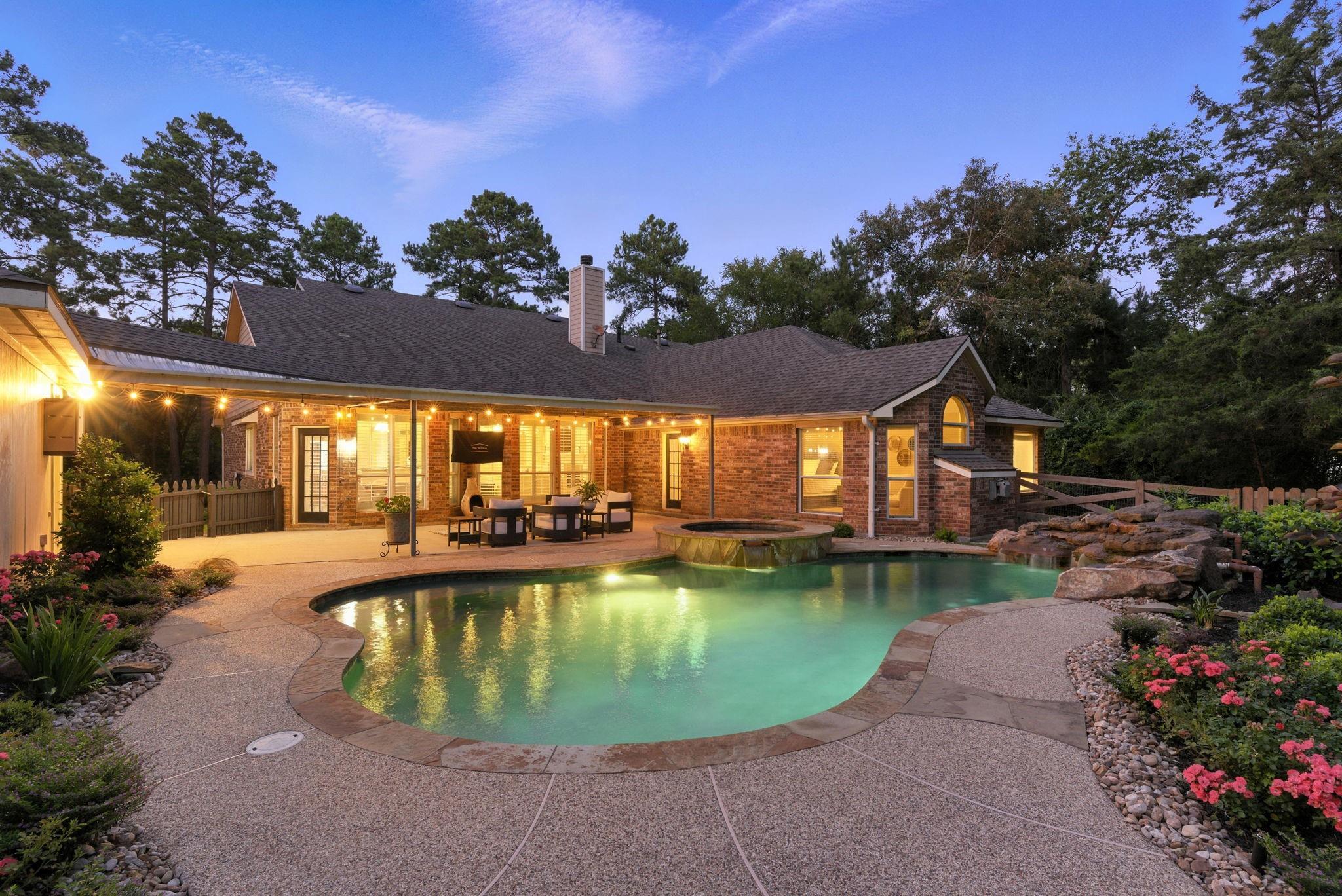 Property Photo: 30315 N Holly Oaks Circle TX 77355