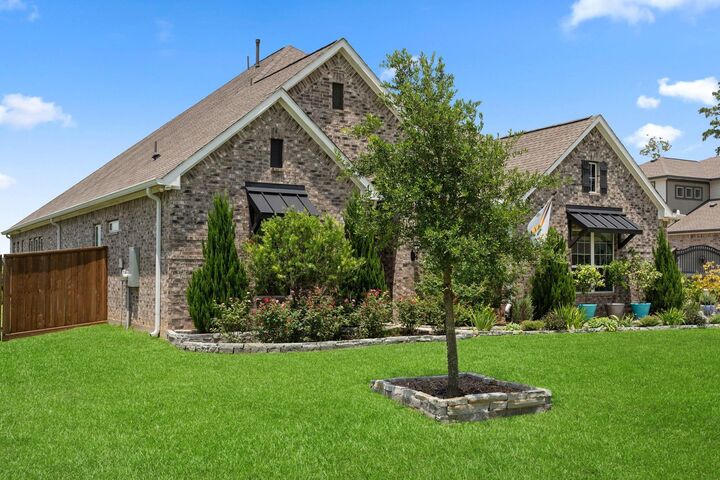 Property Photo: 12650 Luger Lane TX 77354