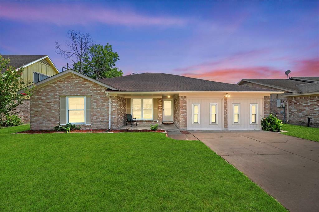 Property Photo: 12211 Pine Knoll Drive TX 77099
