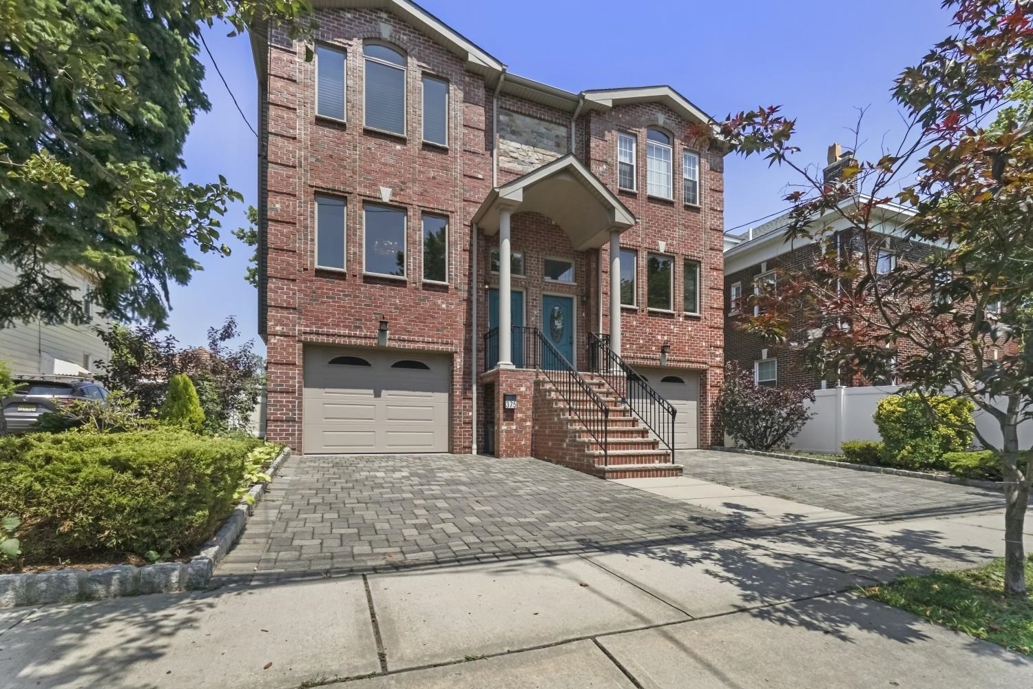 Property Photo: 375 Greenmount Ave NJ 07010