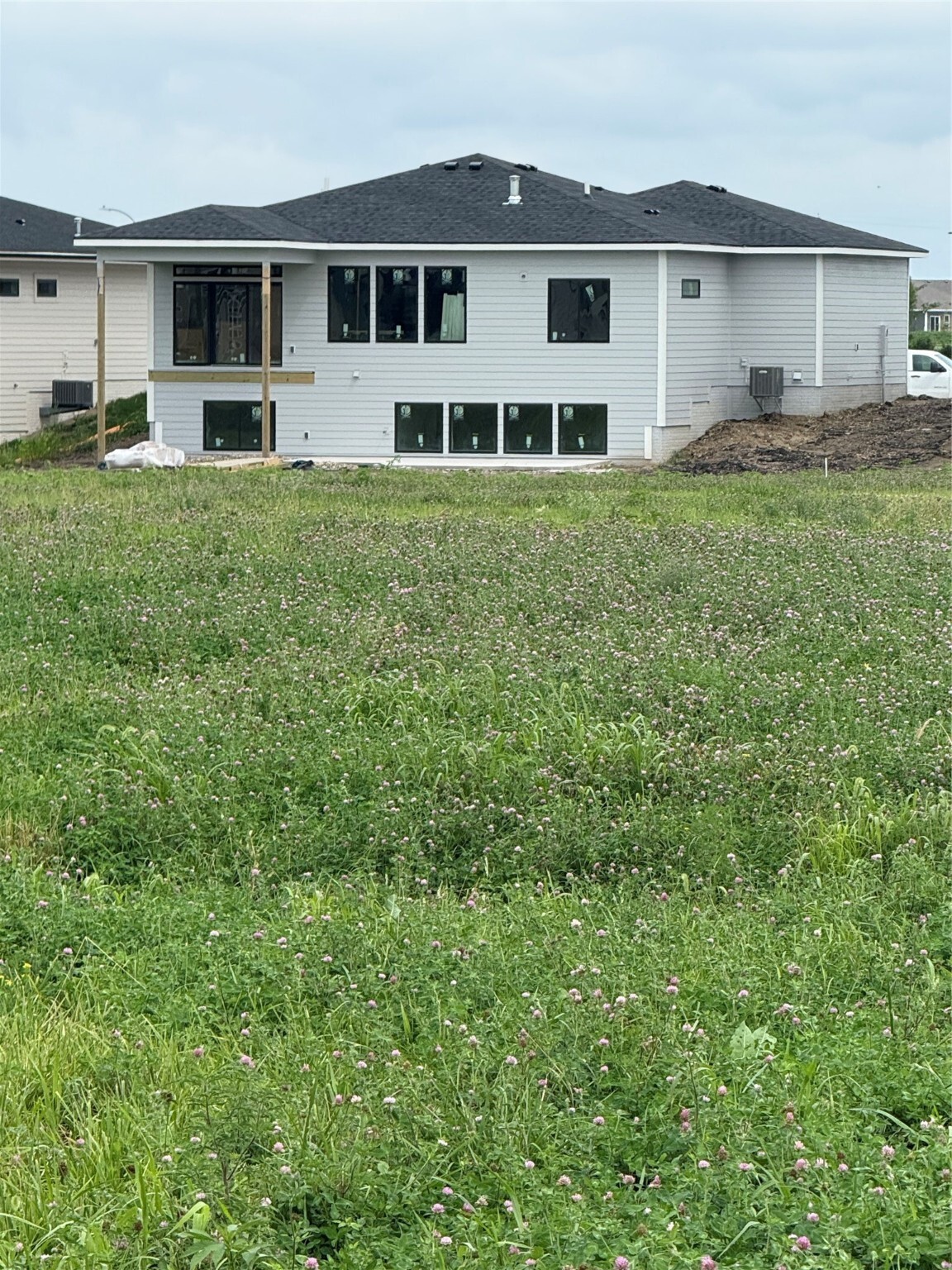 Property Photo: 17211 Northview Drive IA 50323