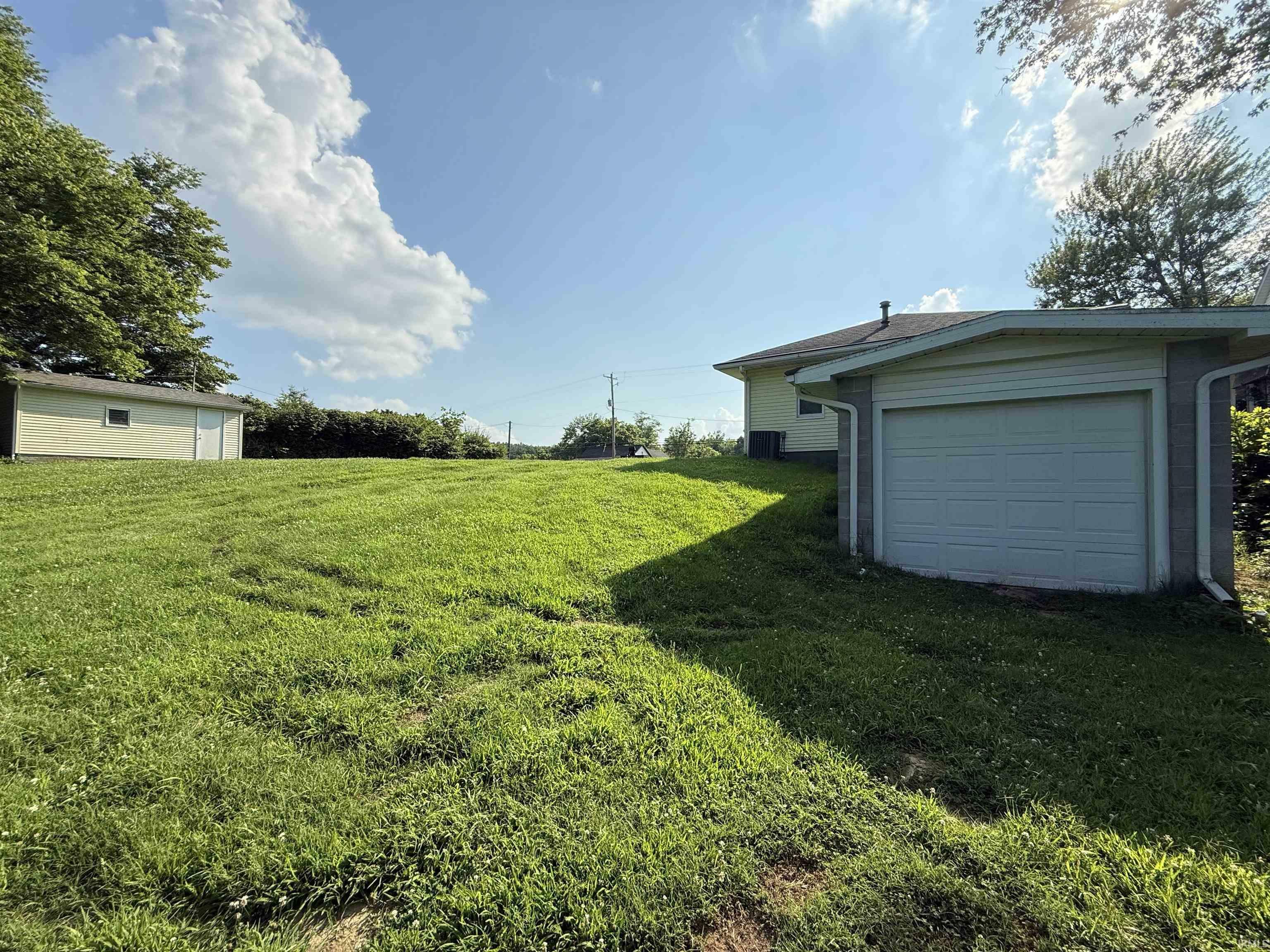 Property Photo: 7922 Yankeetown Road IN 47630