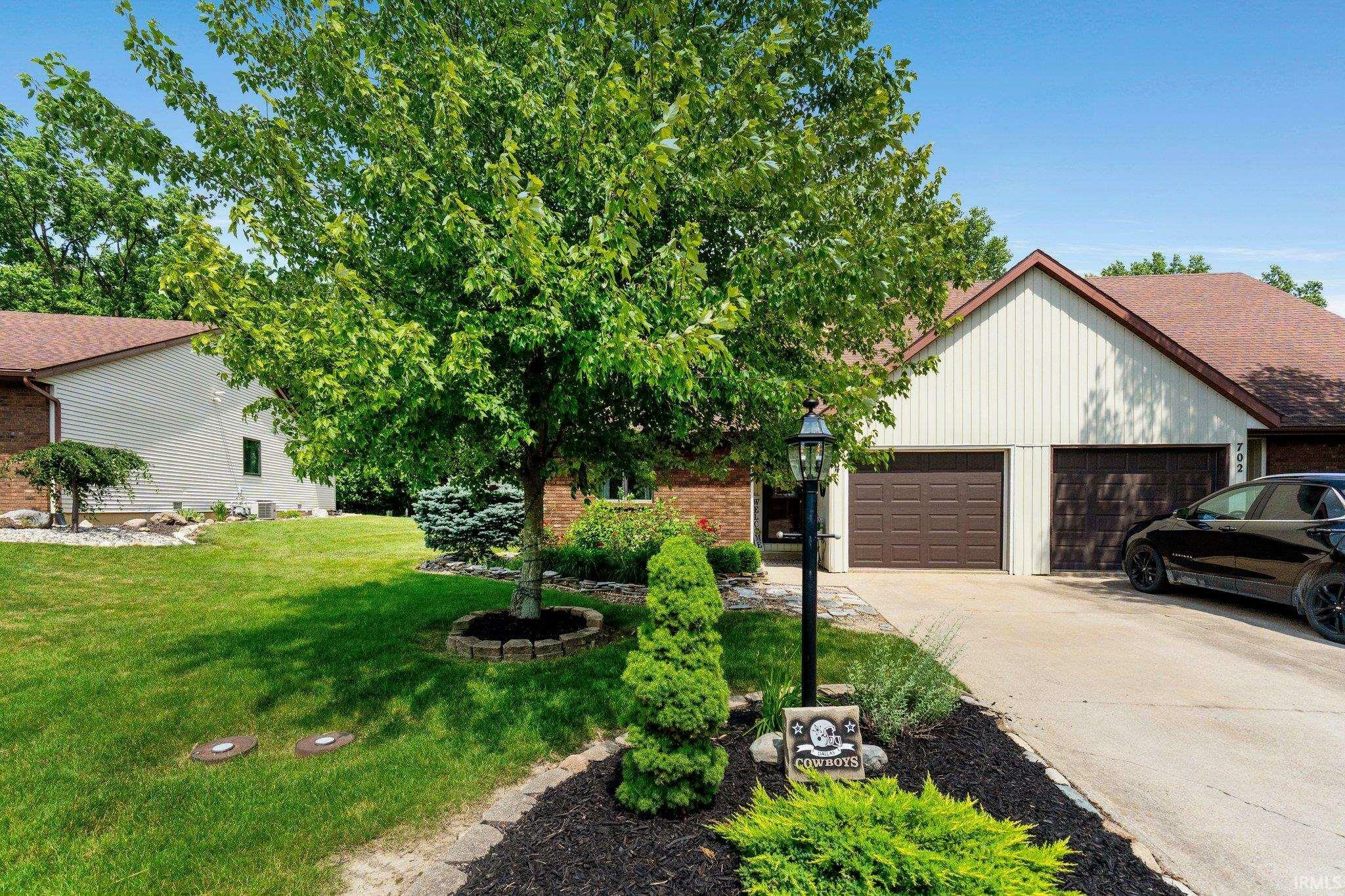 Property Photo: 704 Shoreland Court IN 46725