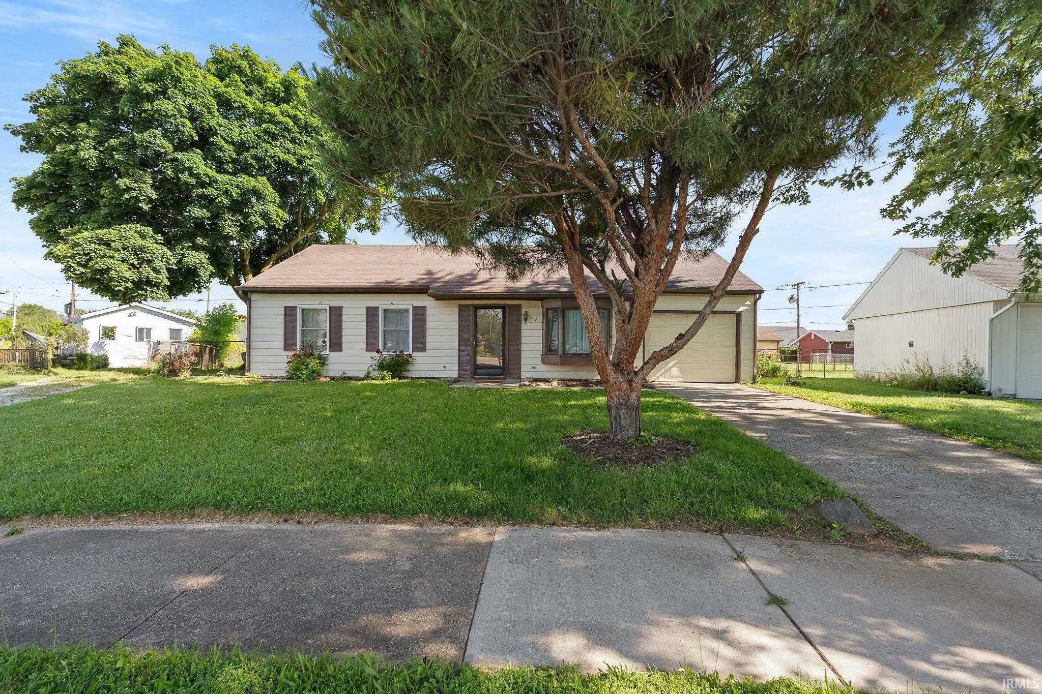 Property Photo: 415 Grapevine Lane IN 46825-3631