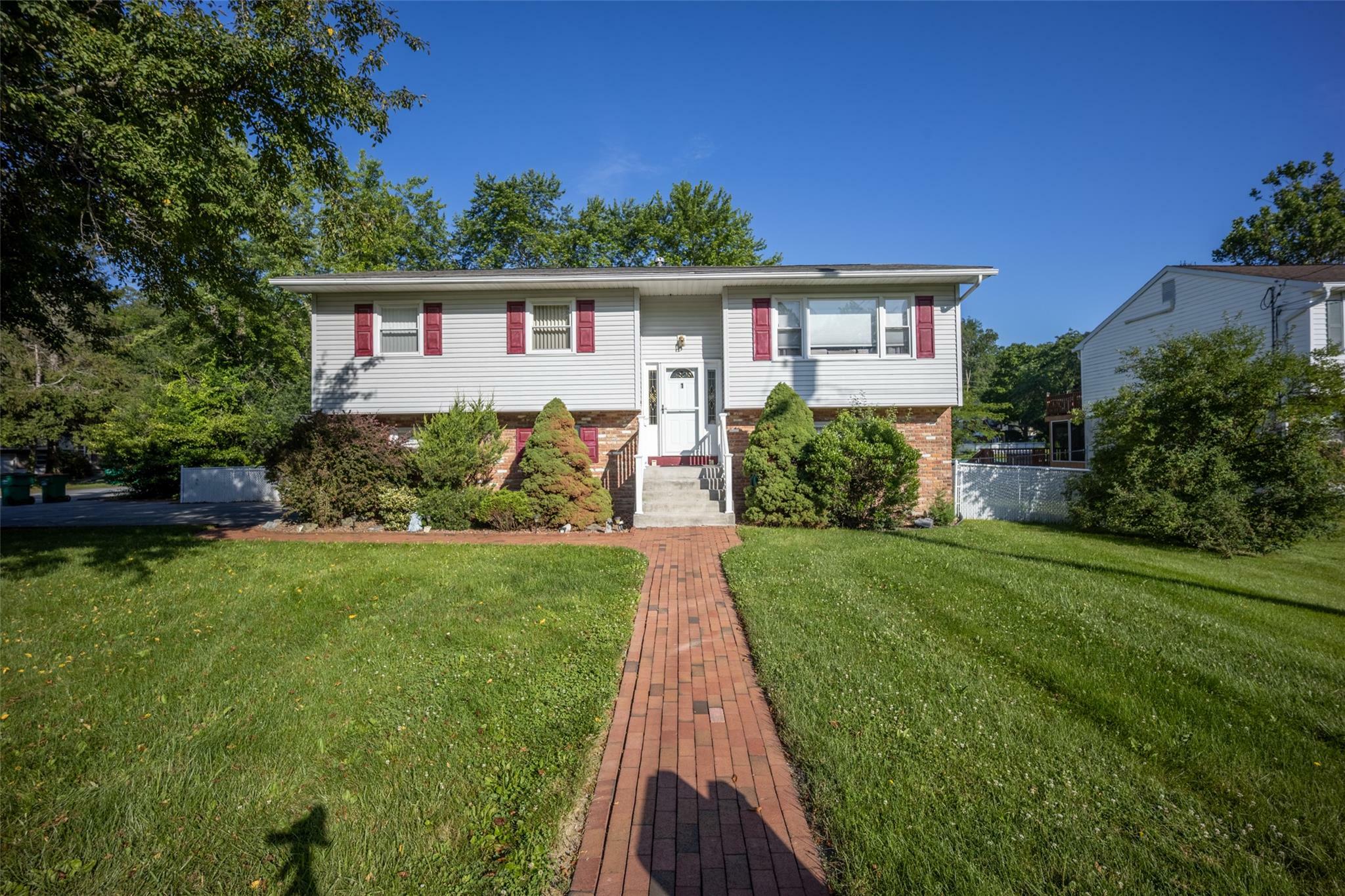 Property Photo: 1 Shelley Road NY 12603