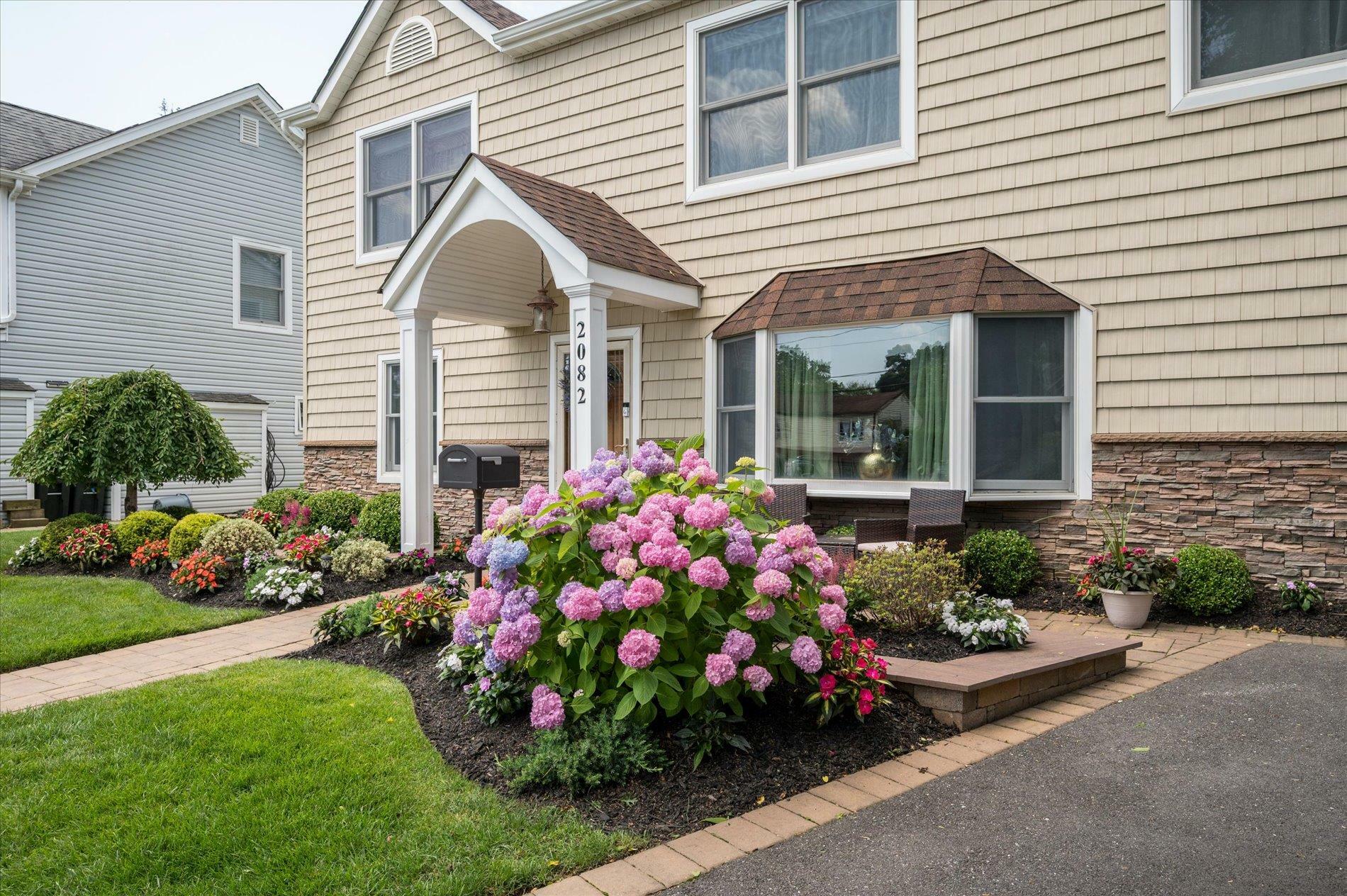 Property Photo: 2082 North Drive NY 11783