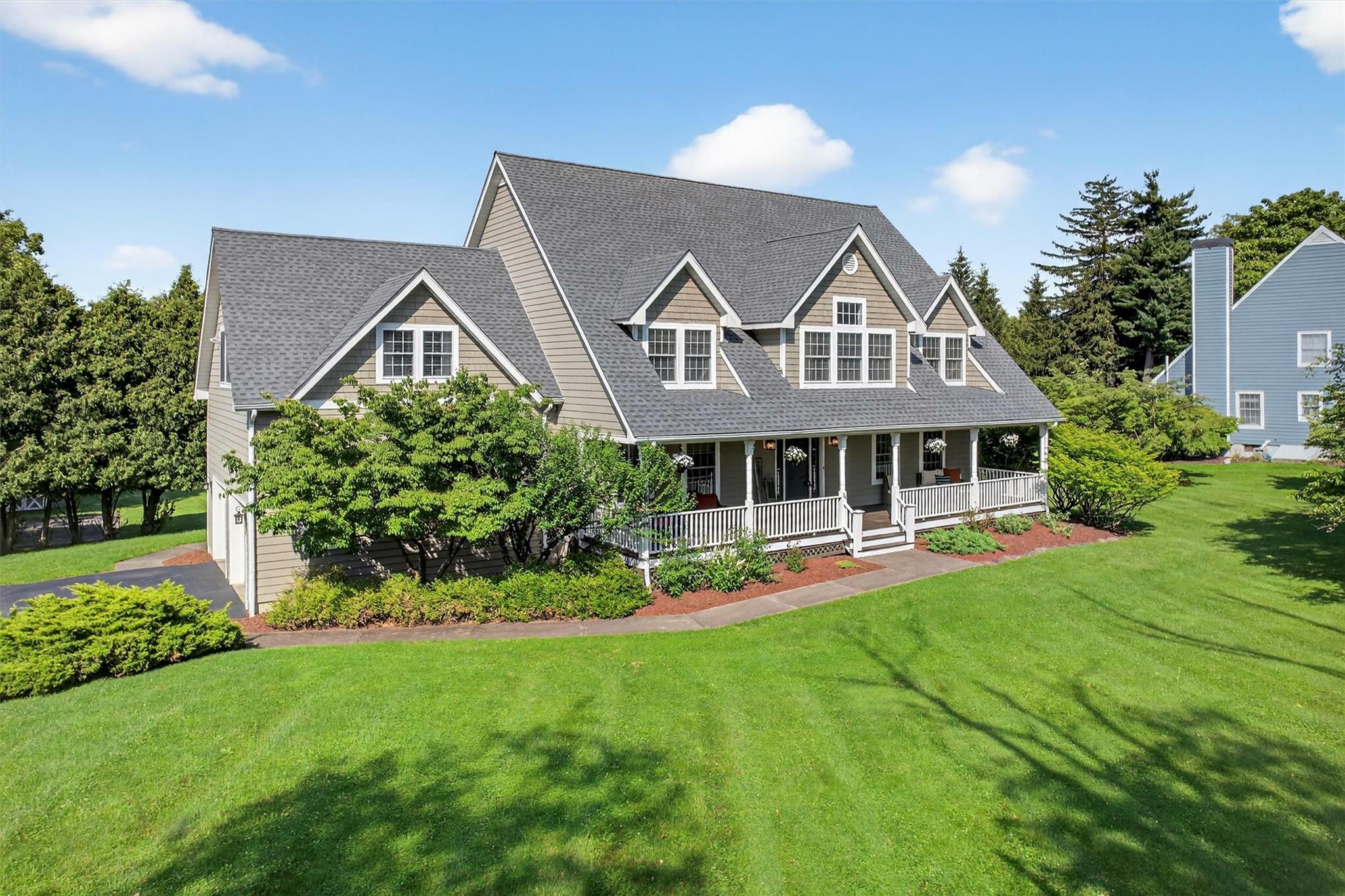 Property Photo: 14 Horizon Farms Drive NY 10990