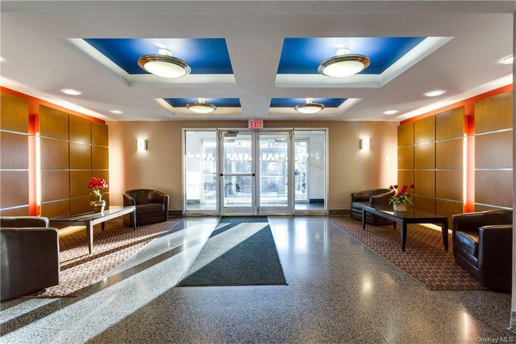 Property Photo: 1133 Midland Avenue 3J NY 10708