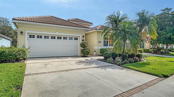 Property Photo:  8183 Nice Way  FL 34238 