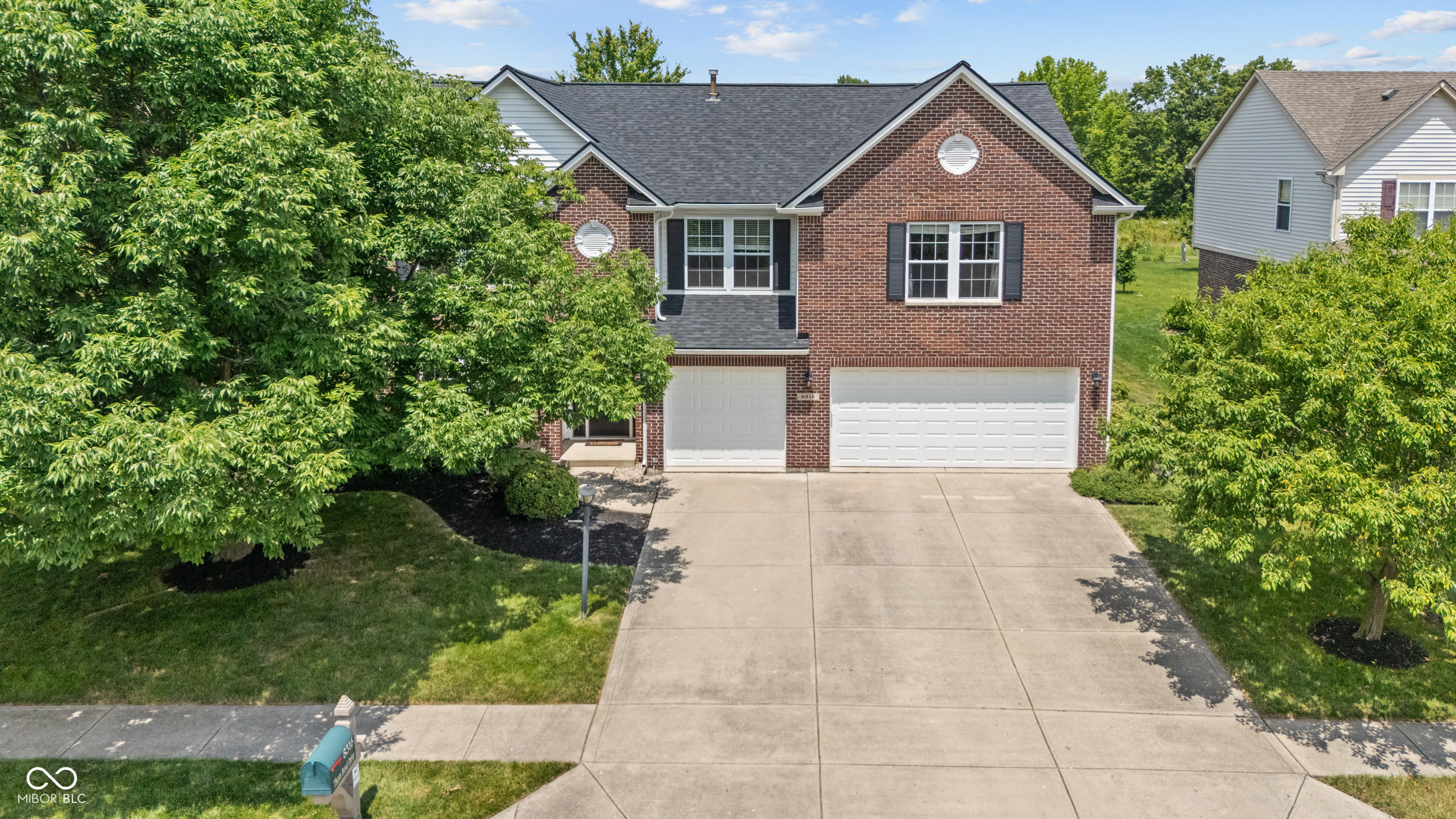 8316 Thorn Bend Drive  Indianapolis IN 46278 photo