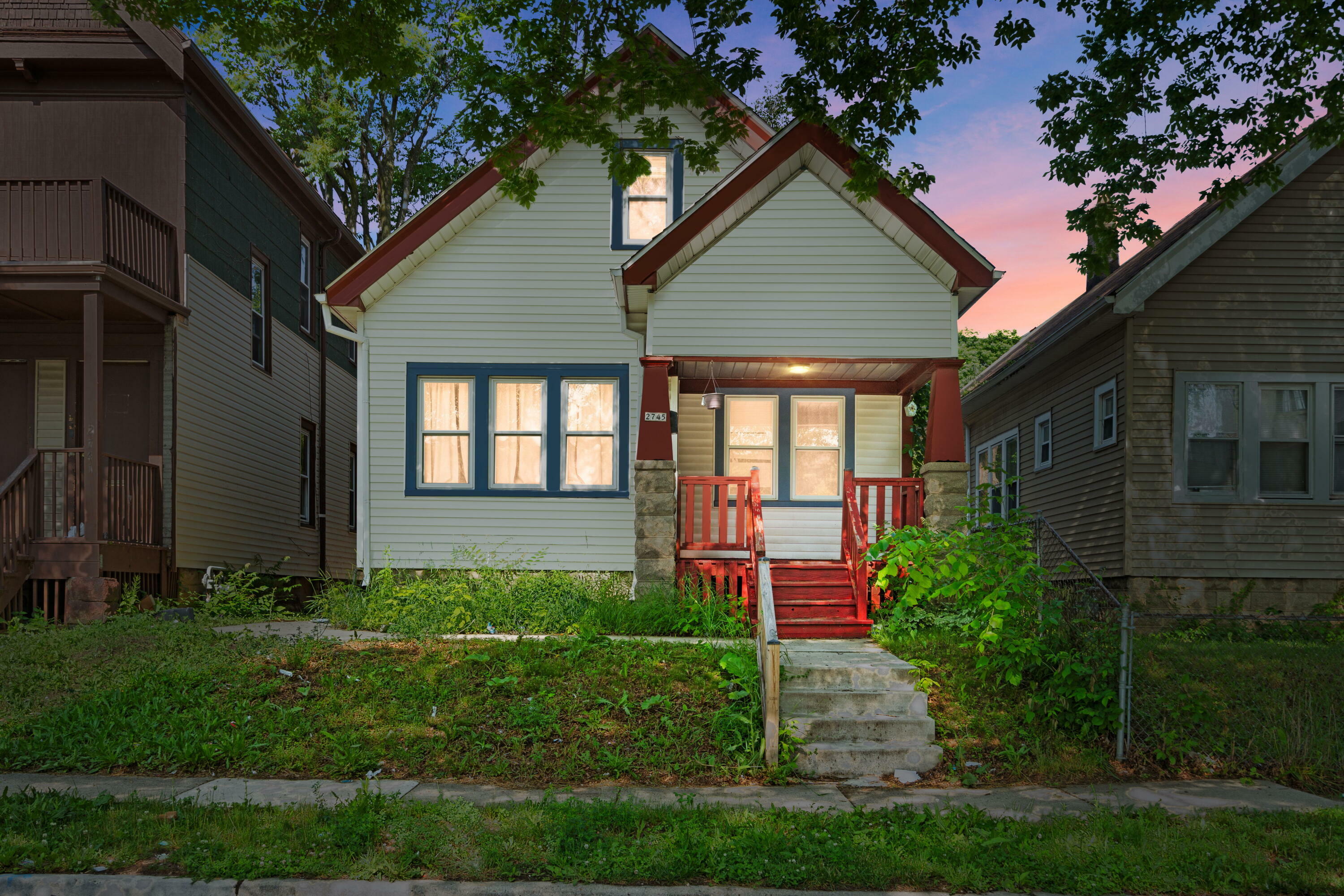 Property Photo: 2733 N 33rd St WI 53210