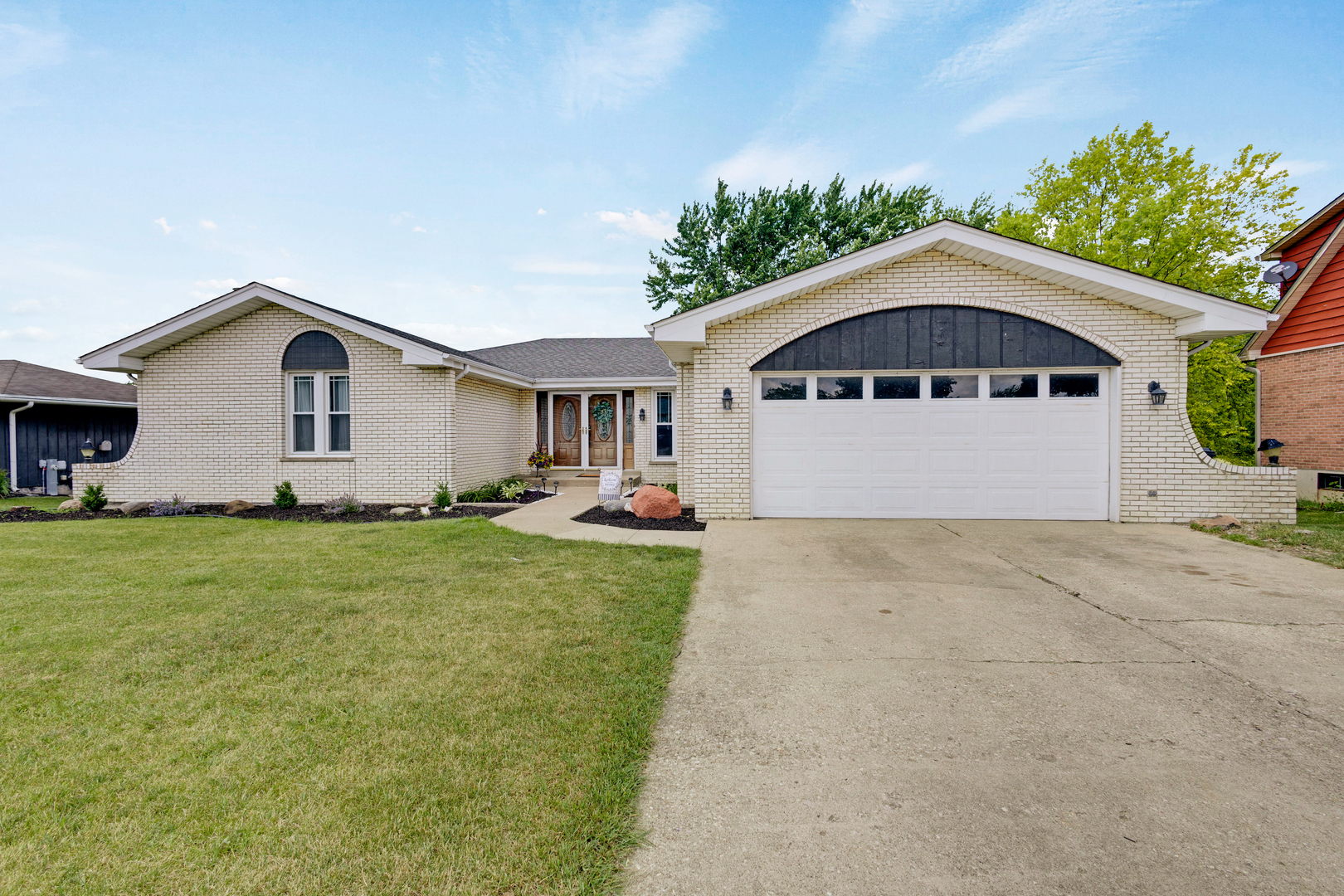 Property Photo:  1205 Shagbark Road  IL 60451 