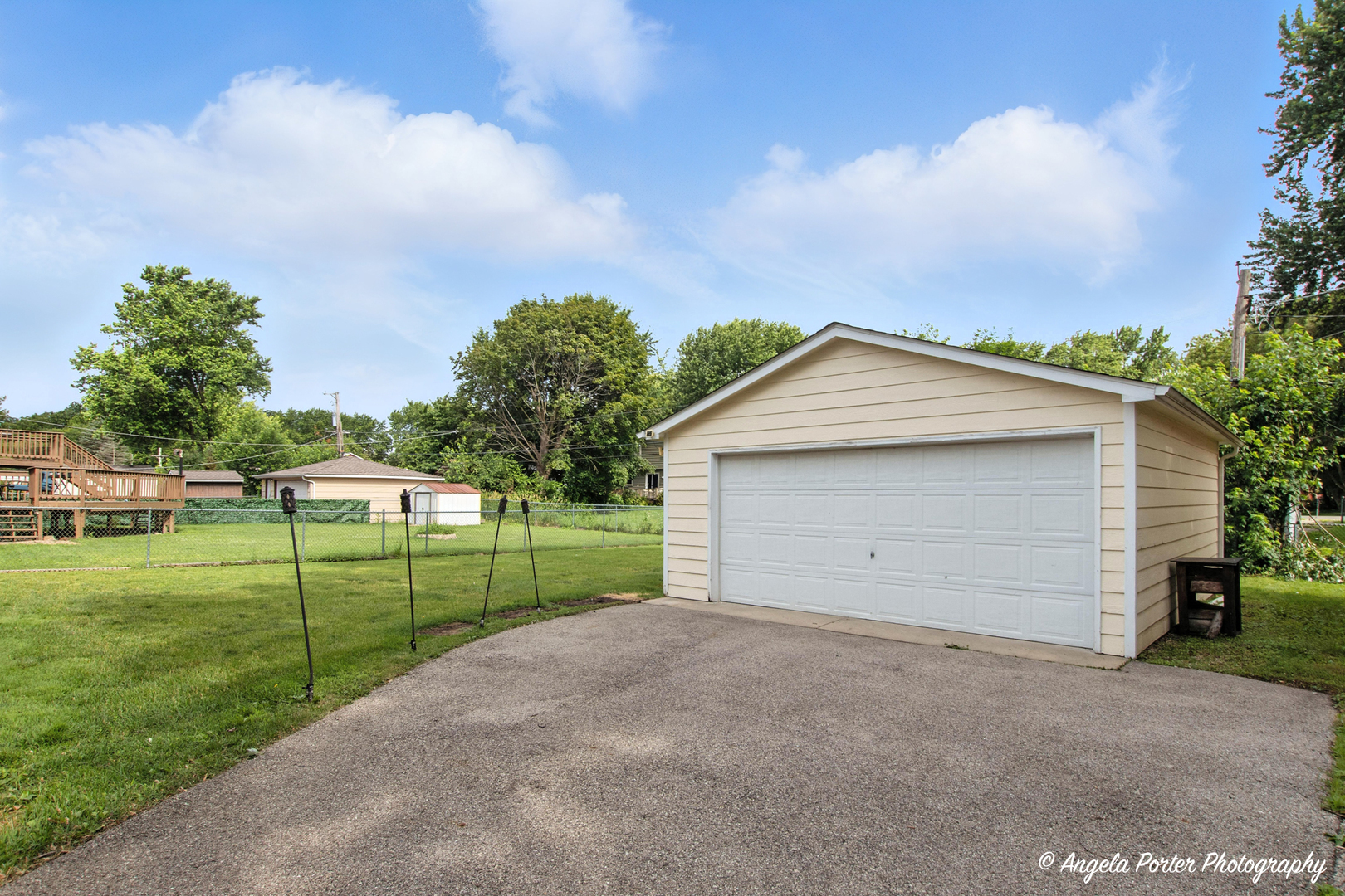 Property Photo: 4420 Clearview Drive IL 60050