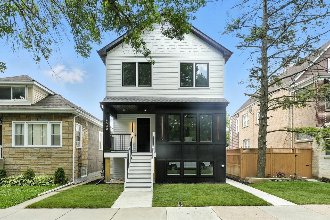 Property Photo:  4630 N Kasson Avenue  IL 60630 