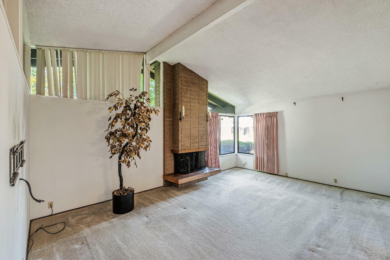 Property Photo: 5474 Wildflower Circle CA 95608