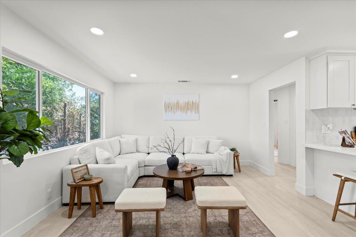 Property Photo: 1630 Shirley Drive CA 95822