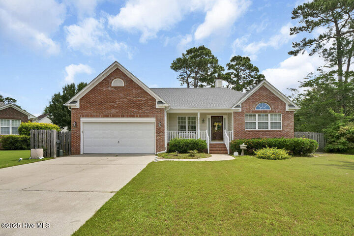 Property Photo:  5501 N Arnlea Court  NC 28409 