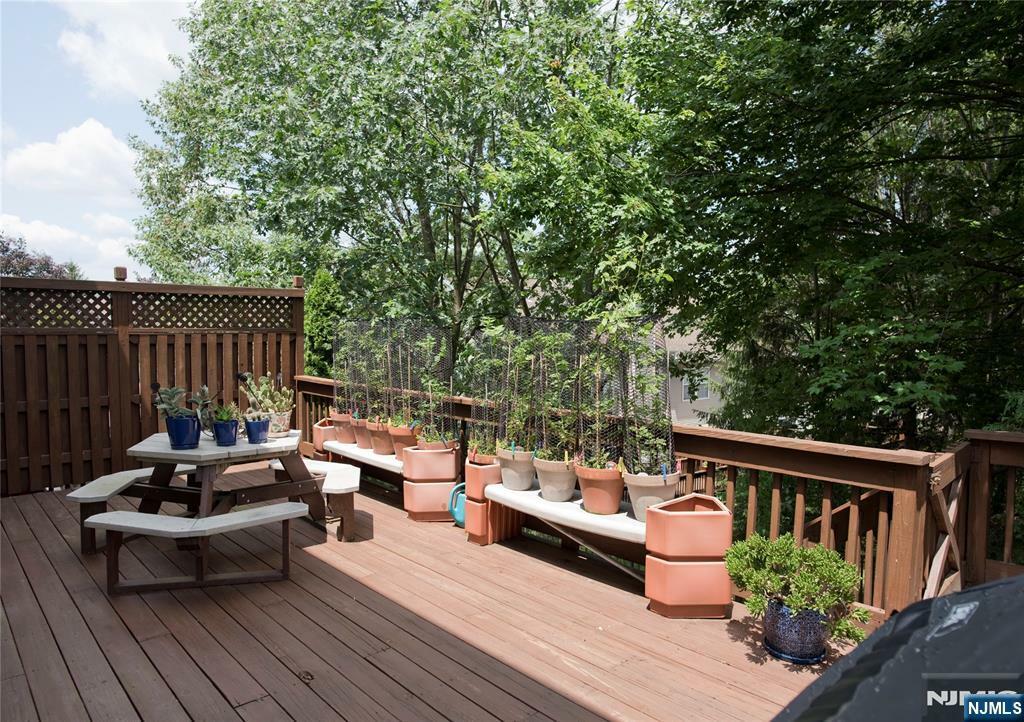 Property Photo: 425 Diablo Court NJ 07430