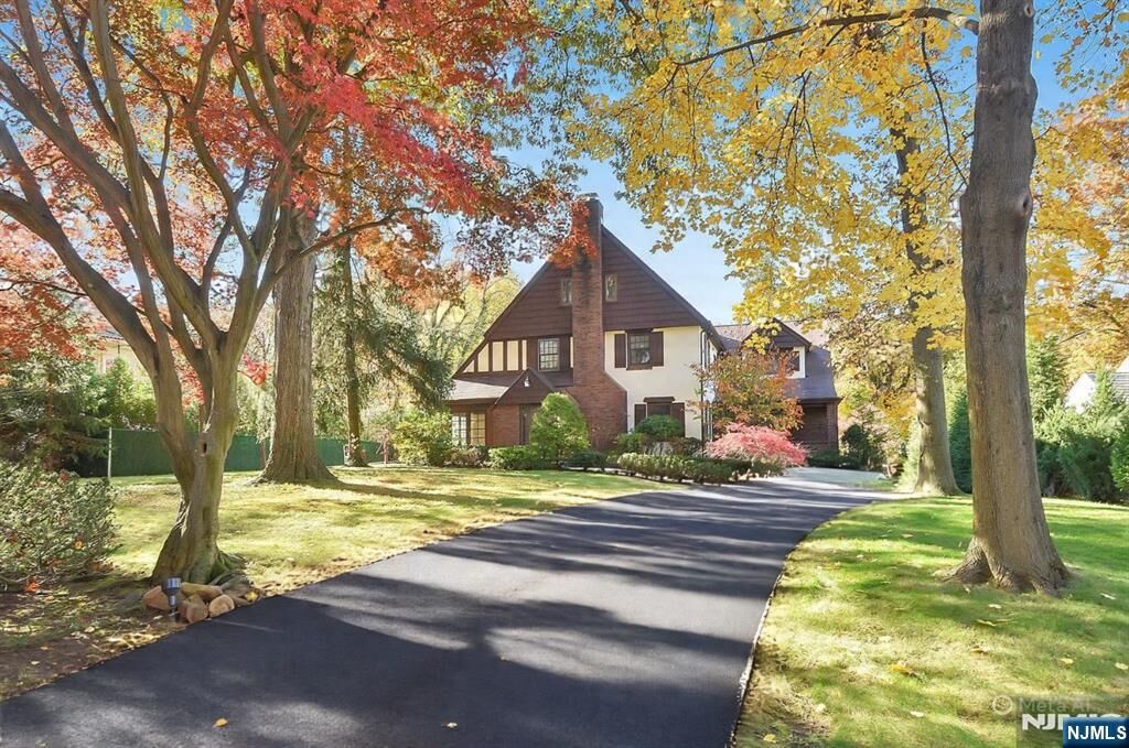 Property Photo: 152 Highwood Avenue NJ 07670