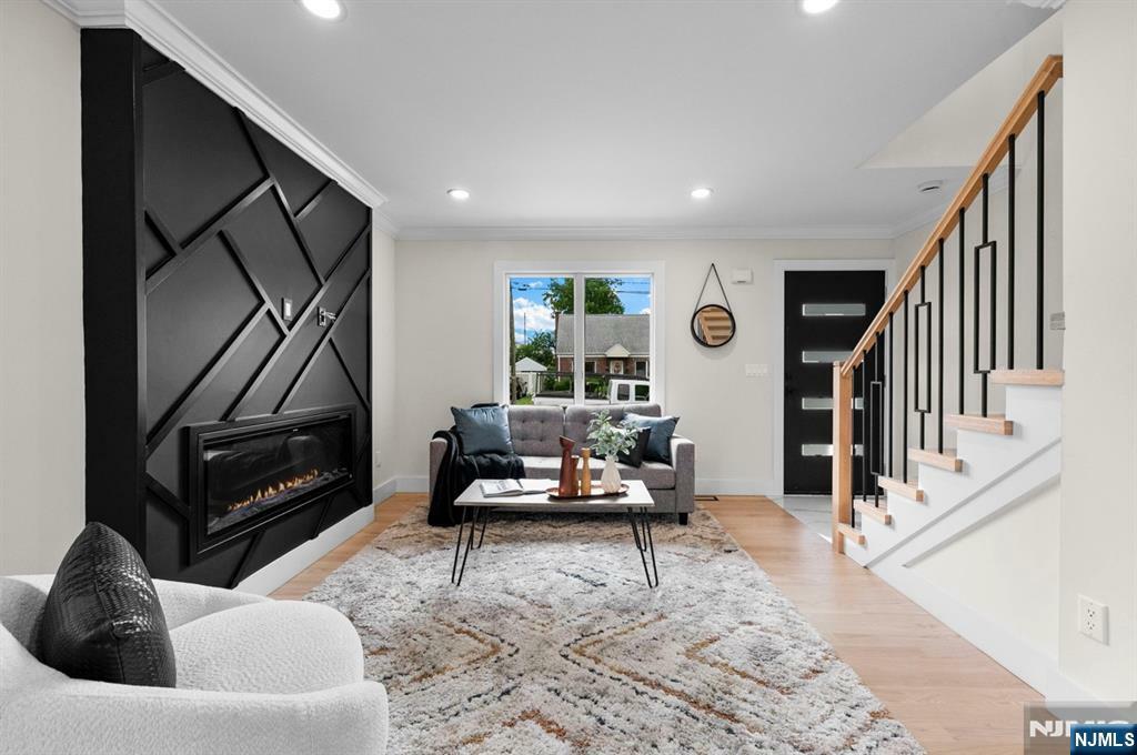 Property Photo:  1 Crescent Road  NJ 07057 
