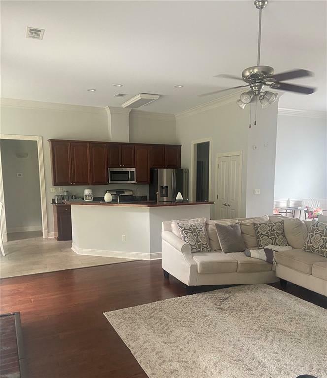 Property Photo: 329 Autumn Lakes Road LA 70461