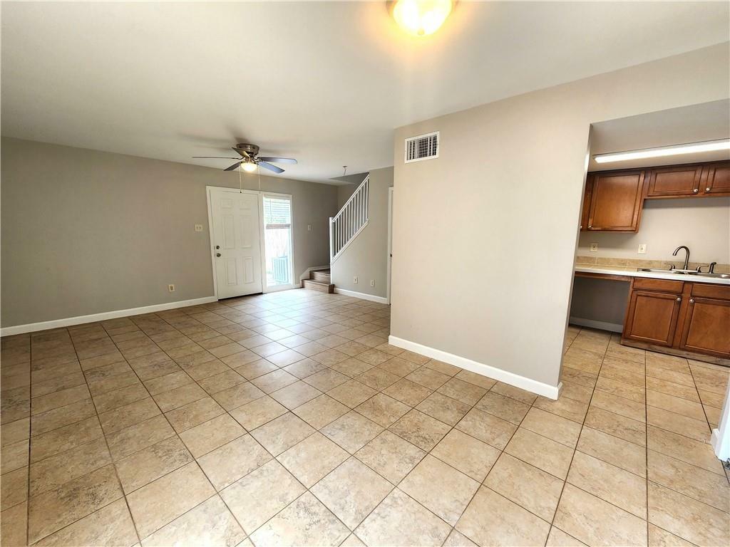 Property Photo: 221 Melvyn Drive B LA 70037