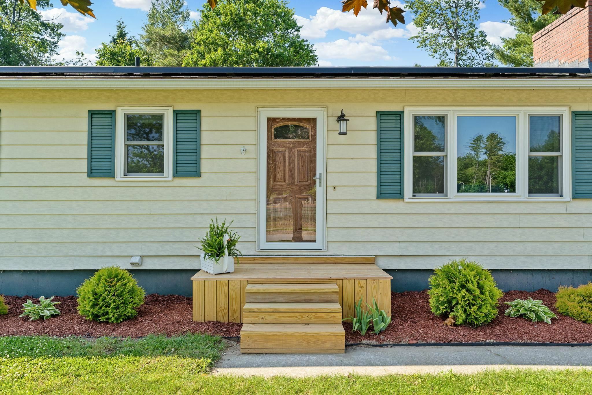 Property Photo: 41 Foster Road VT 05452