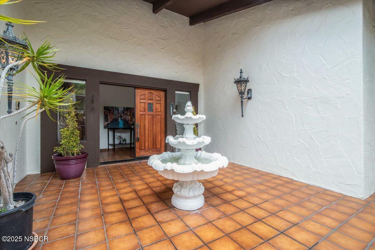 Property Photo: 445 Firestone Way CA 93436
