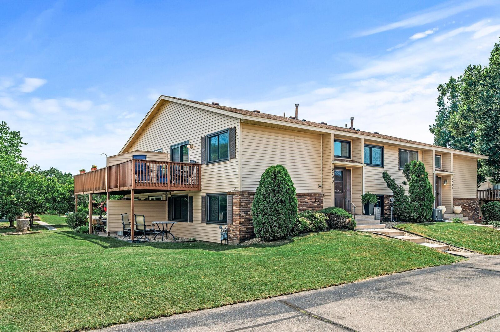 Property Photo:  5743 Otter View Trail  MN 55110 