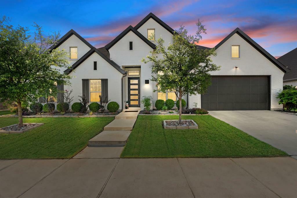 Property Photo: 12740 Aspen Springs Lane TX 76052