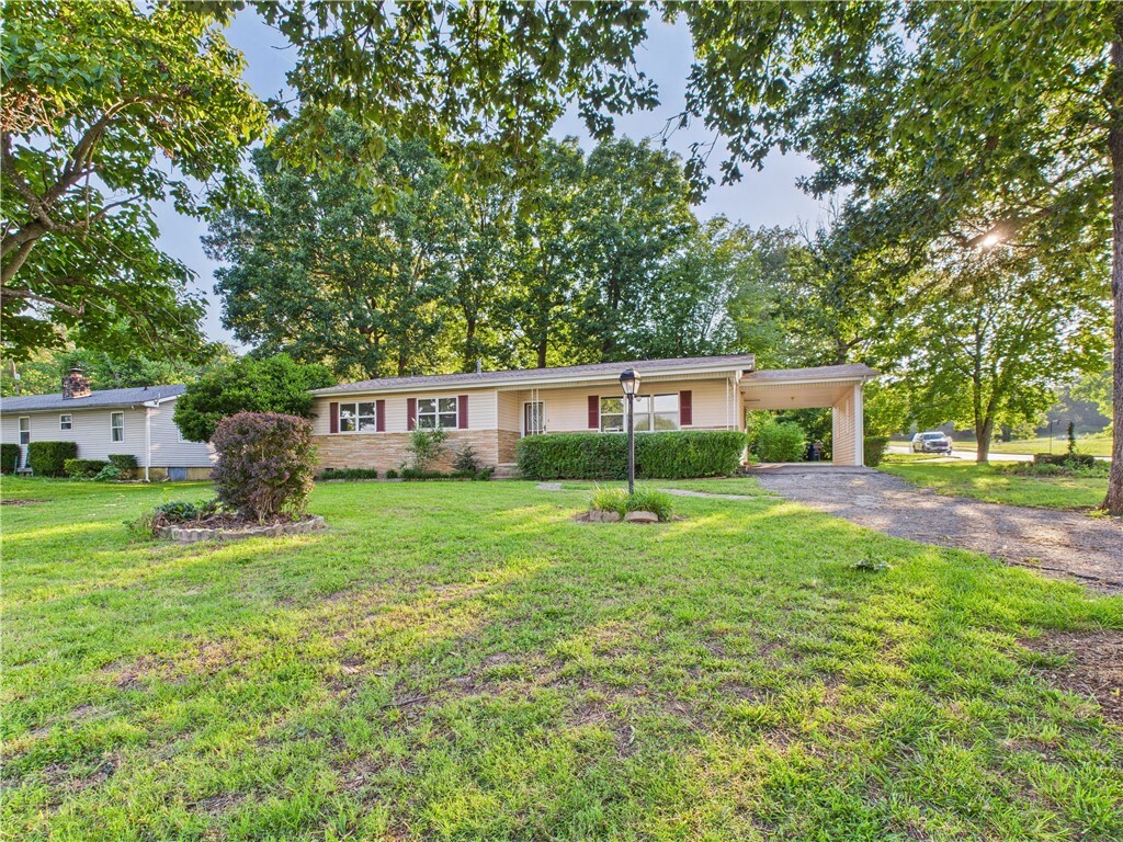 102 Mockingbird Street  Harrison AR 72601 photo