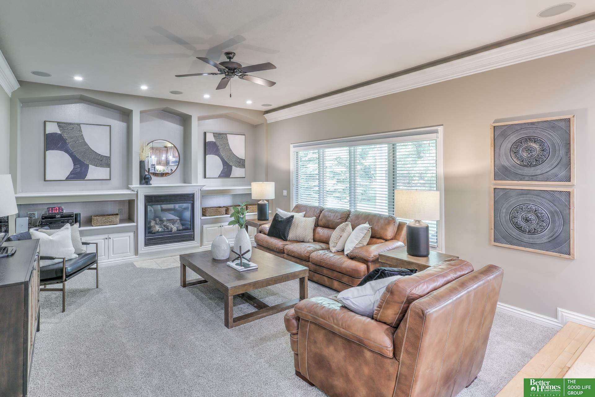 Property Photo:  1012 S 197th Circle  NE 68022 