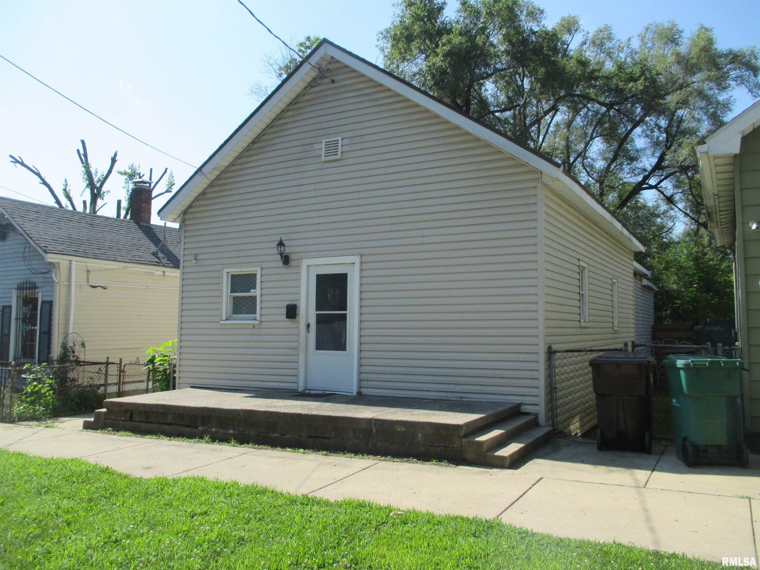 1810 W Latrobe Street  Peoria IL 61605 photo