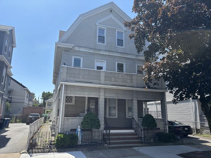 27 Wisconsin Avenue  Somerville MA 02145 photo