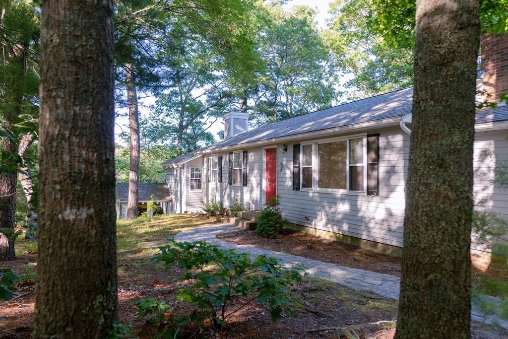 Property Photo:  24 Little John Rd  MA 02536 